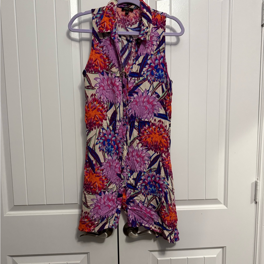 Cupio Multicolor Floral Sleeveless Blouse